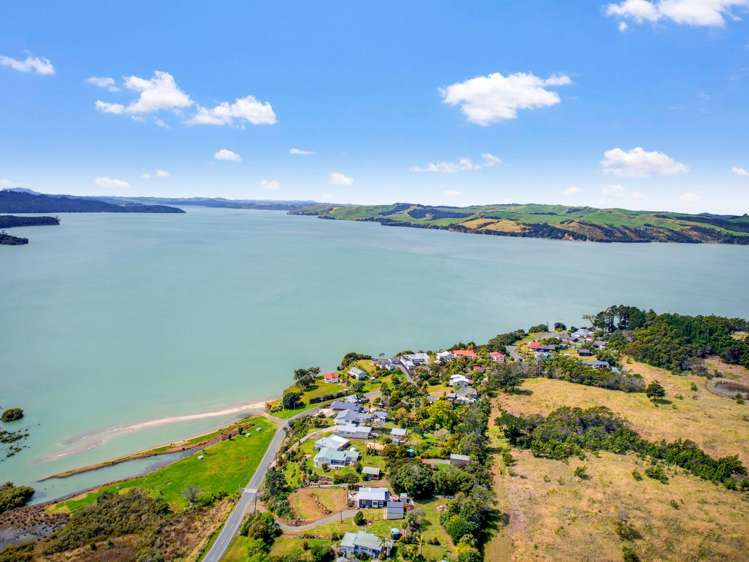 9 Sandy Beach Road Tinopai_27