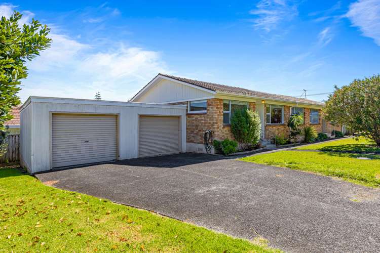 2/62 Vera Road Te Atatu South_8