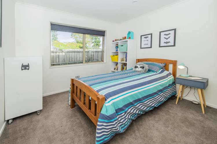 6 Stanwood Grove Darfield_12