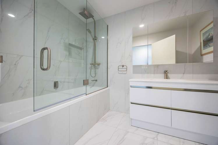 5b/38 James Cook Crescent Remuera_12