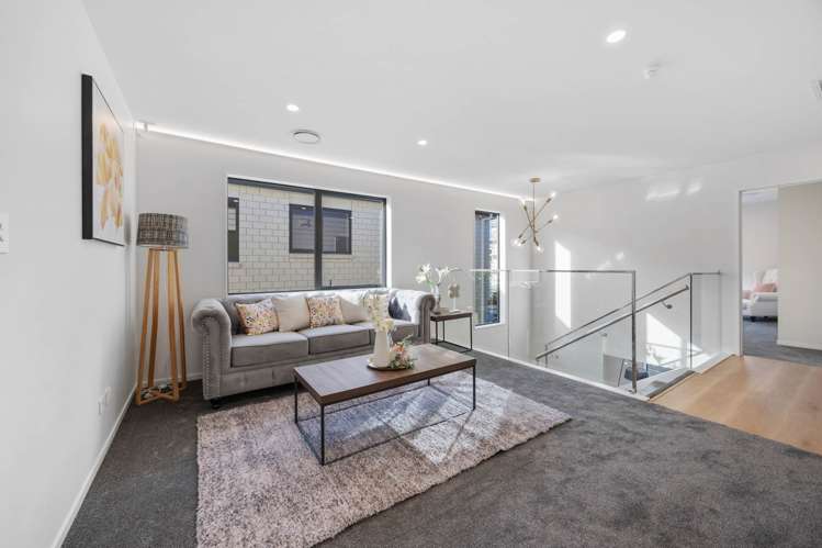 11 Mill Hill Close Flat Bush_15