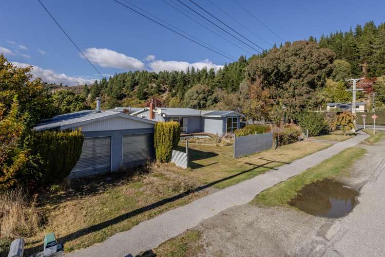 7 Hopkins Street Luggate_18