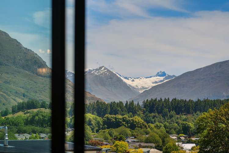 104 West Meadows Drive Wanaka_21