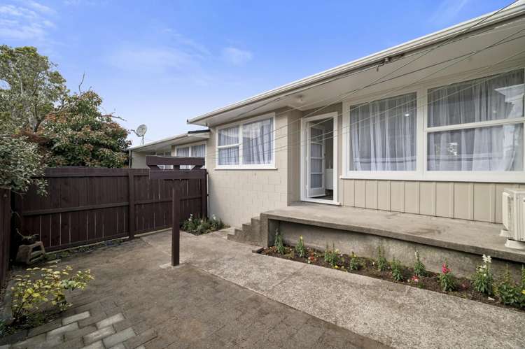 57C, D & E James Street Glenholme_19