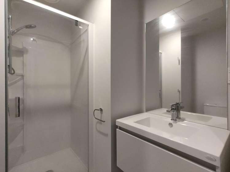 404/2 Colombo Street Newtown_7