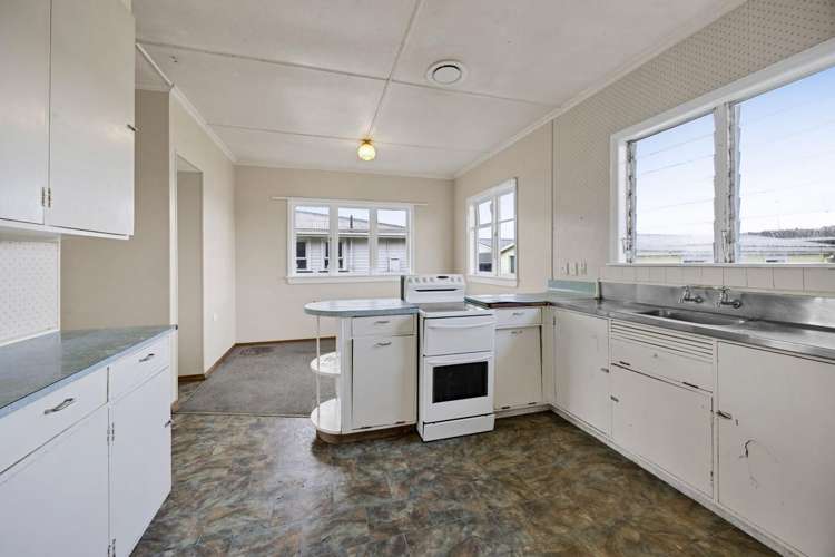 78 Waihi Road Hawera_1