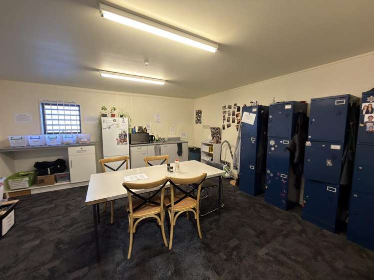 9 Tutuira Place Porirua_5