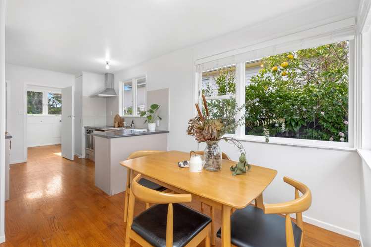 5 Maybelle Place Kelston_9