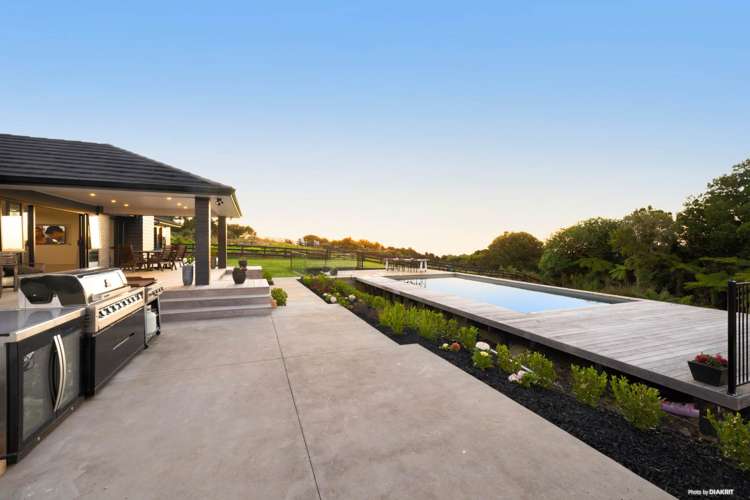 73 Sonja Drive Hunua_16