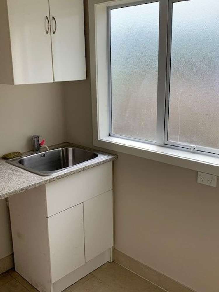 386 Lake Road Takapuna_11