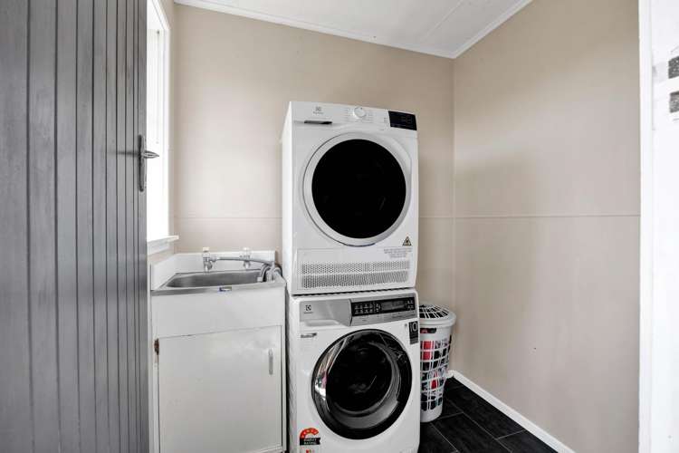 15a Pratt Street Waitara_19