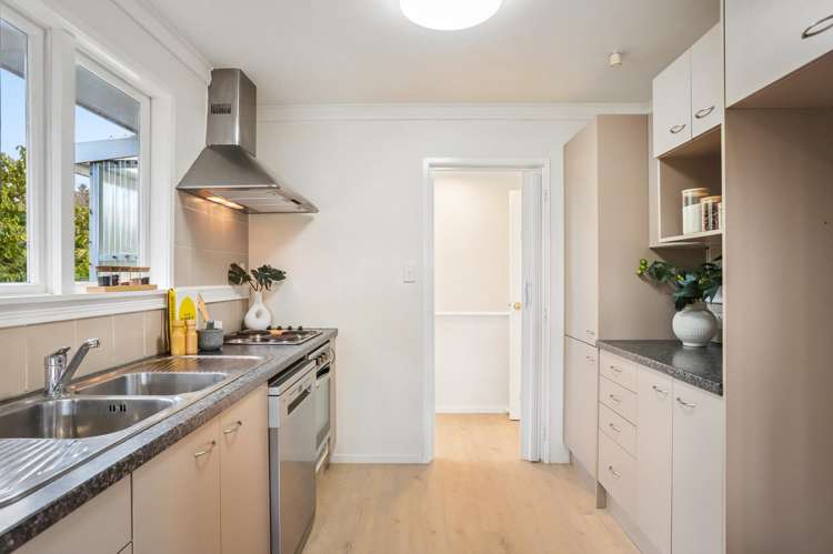 16 Roick Parade Glen Eden_9