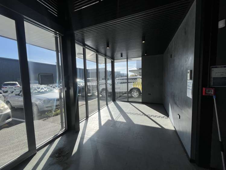 2B and 2C/1 Pilgrim Place Sydenham_1