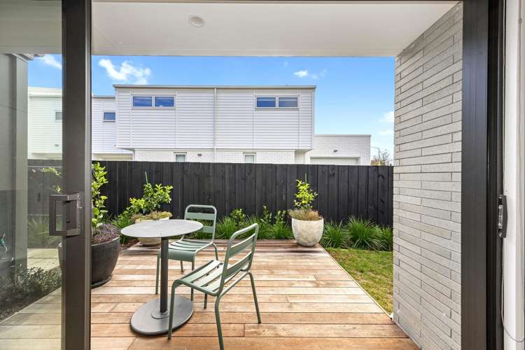 1/19 Courtenay Street St. Albans_10