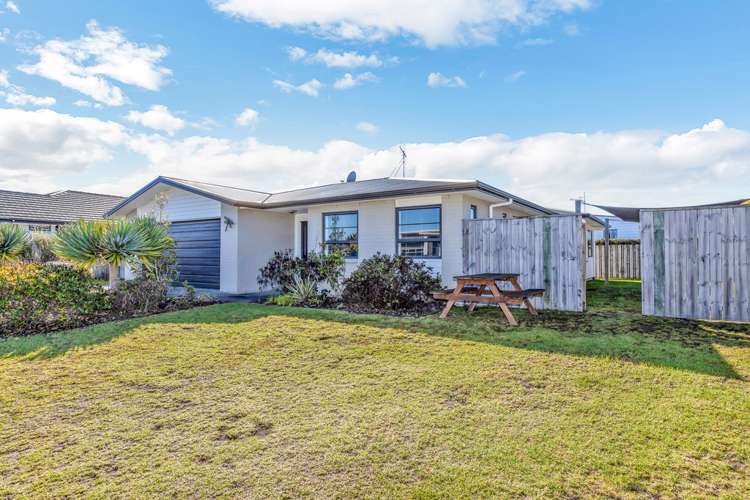 13 Hoihere Drive (Pvt) One Tree Point_1