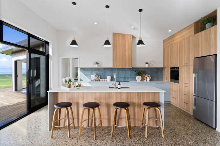 1124B Miranda Road_3