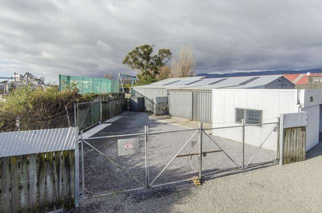 76 Riverbank Road Otaki_2