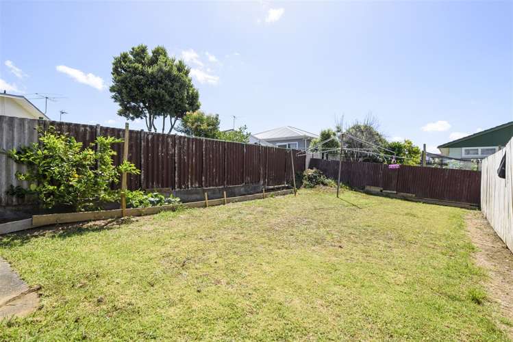 1/55 Beeston Crescent Manurewa_2