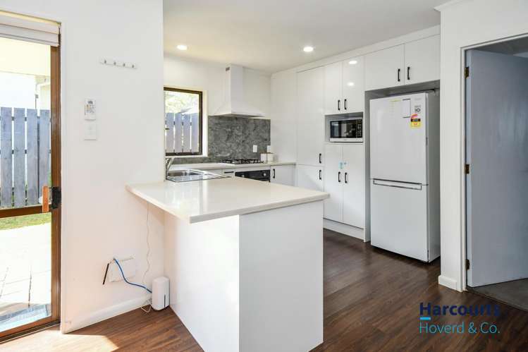 2/15 Ingram Street Papakura_6
