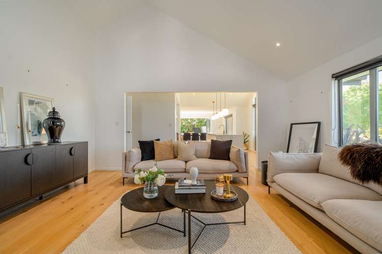 2 Waterstock Way Waitikiri_9