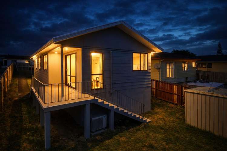 1/18 Coombe Avenue Otara_12