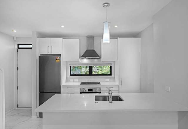 7/126 Canal Road Avondale_3