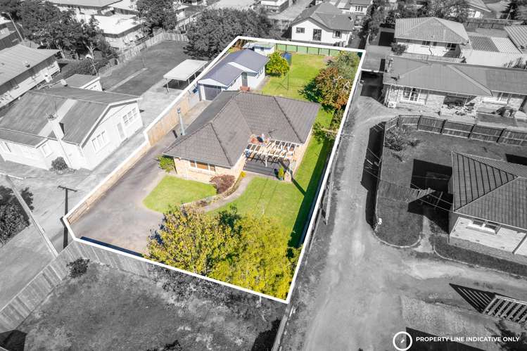 137 Galloway Street Hamilton East_19