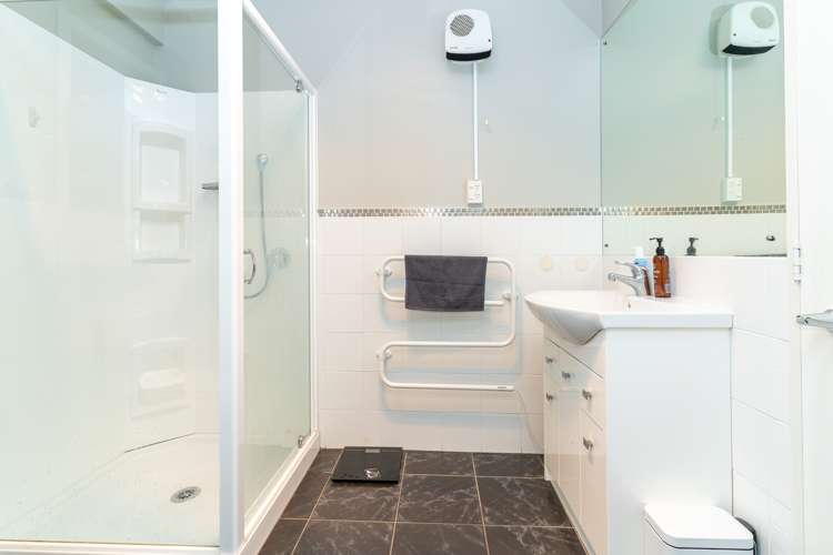 45 Leven Street Roslyn_24