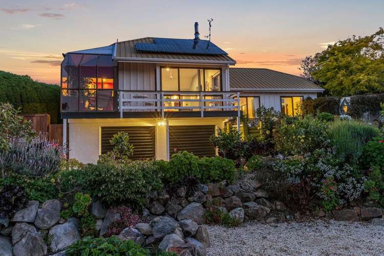 126 Marine Drive Diamond Harbour_33