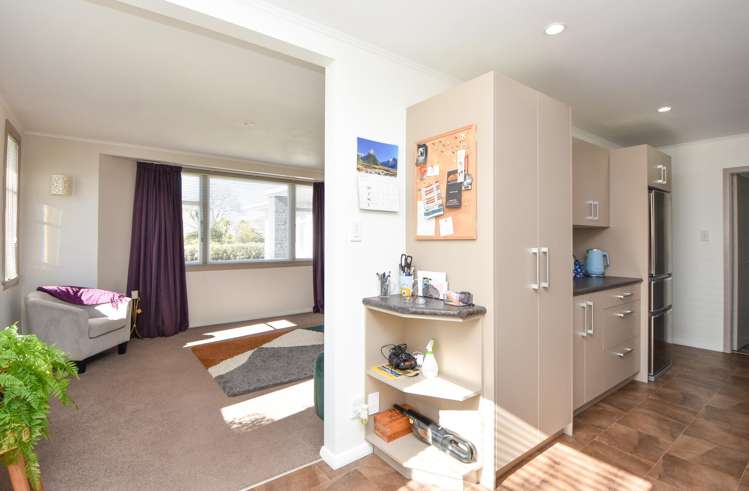 374 High Street South Carterton_7