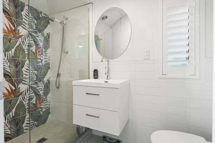 1/2 Heathcote Road Castor Bay_20