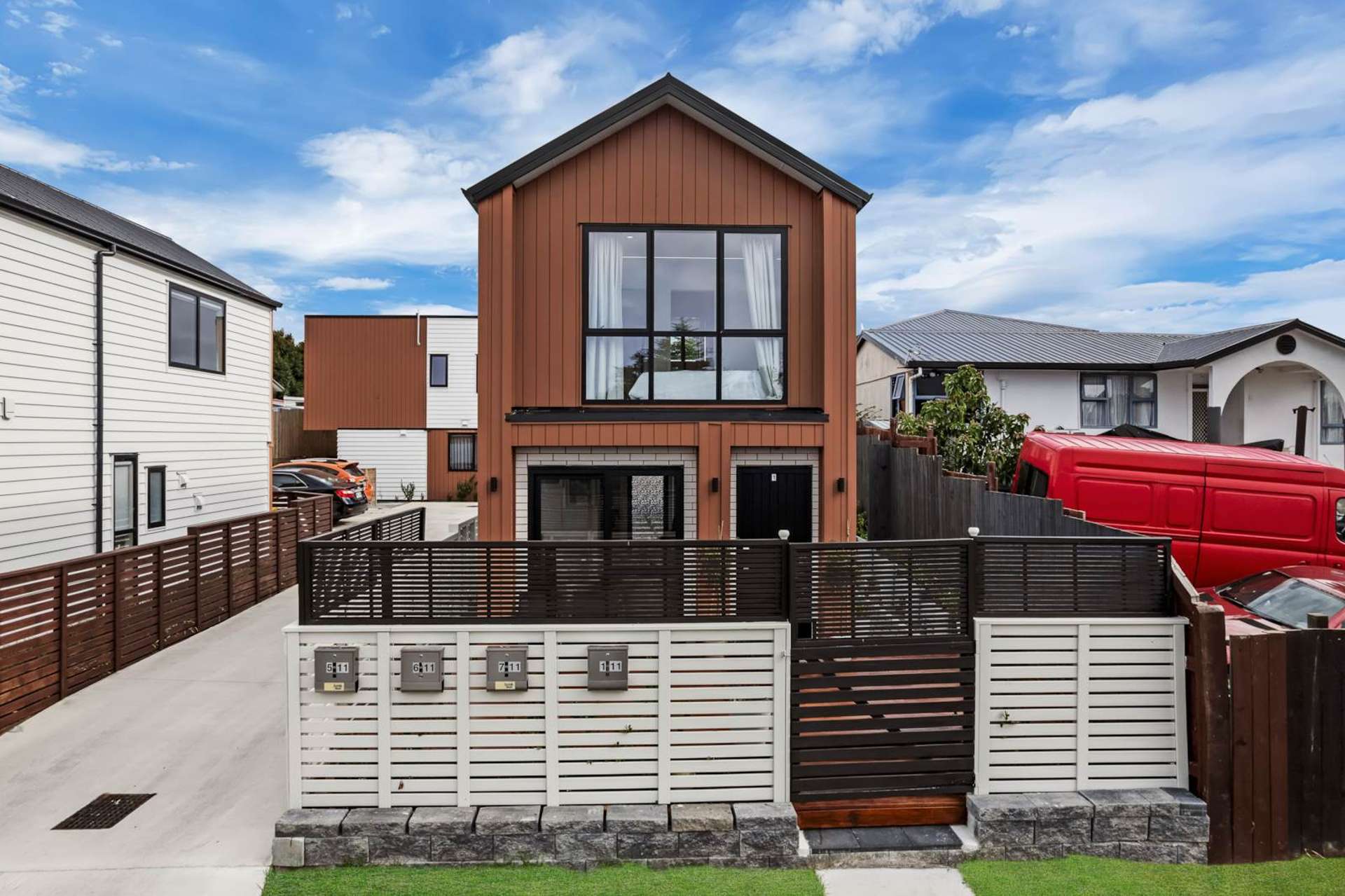 1/11 McLean Avenue Papatoetoe_0