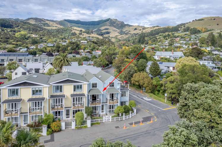 85j Beach Road Akaroa_19