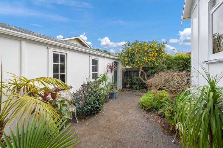 2 Kent Road Regent_15