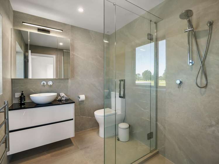 214 Oceanbeach Road Mt Maunganui_24