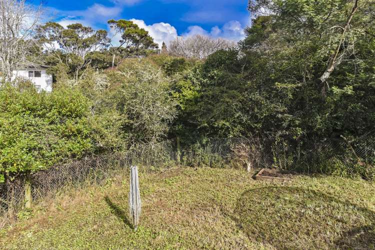 19 Woodhams Street Beach Haven_18