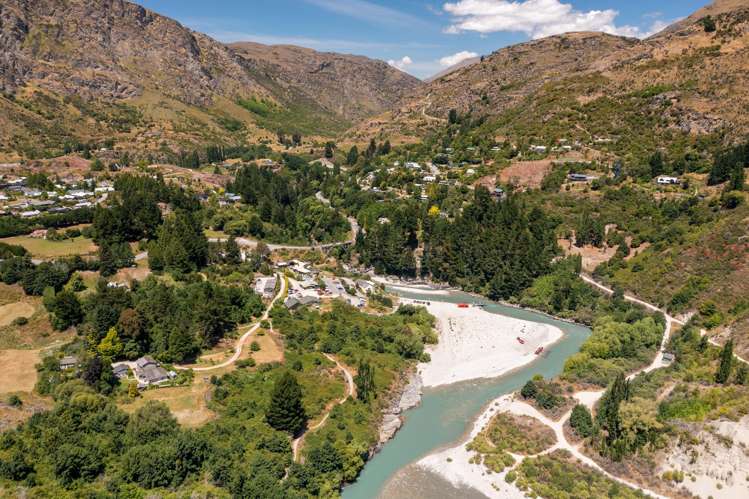 2/4 Redfern Terrace Arthurs Point_13