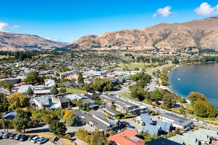 10 Lismore Street Wanaka_27