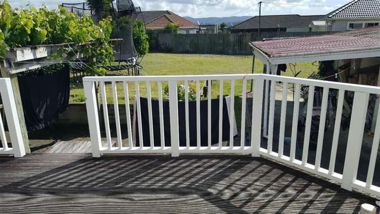 5 Mackenzie Street Te Atatu South_12