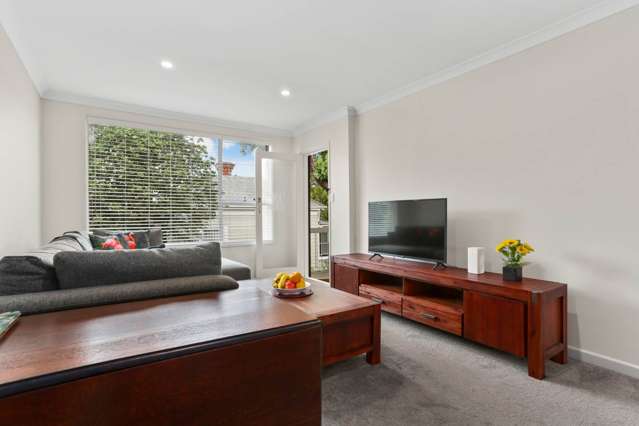 10/2 Fairview Road Mount Eden_4