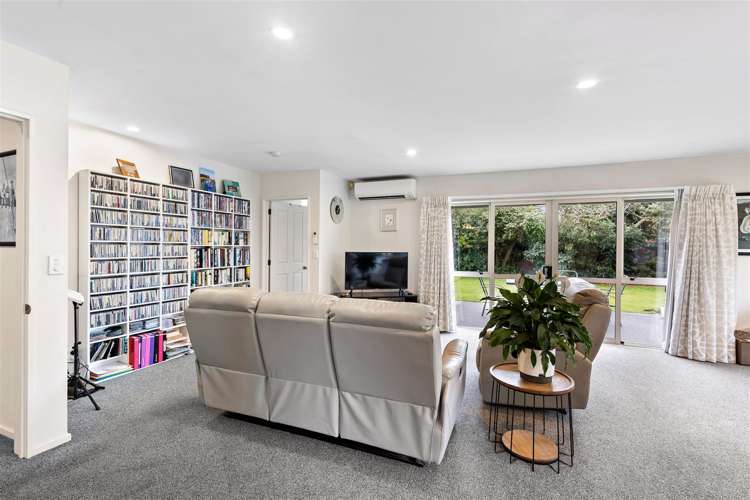 27 Woodglen Drive Woodend_11