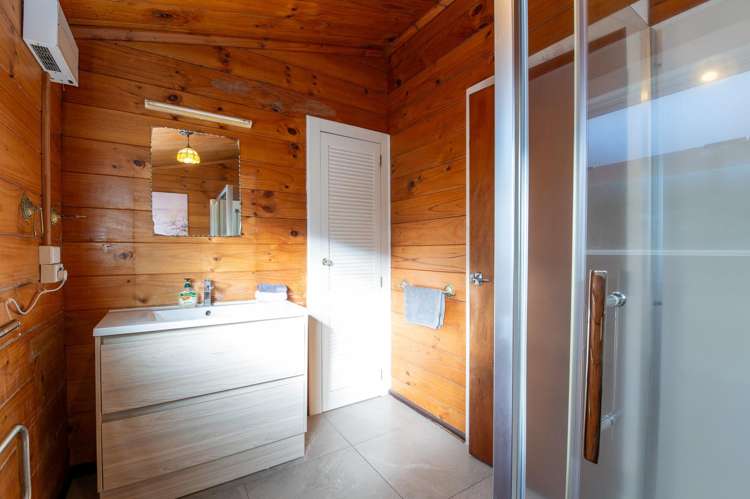 8 Egmont Road Ngongotaha_16