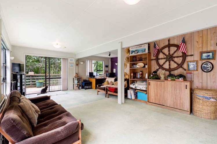 27 Tanglewood Place Cockle Bay_12