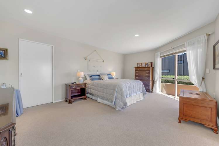 1/37 The Esplanade Eastern Beach_16