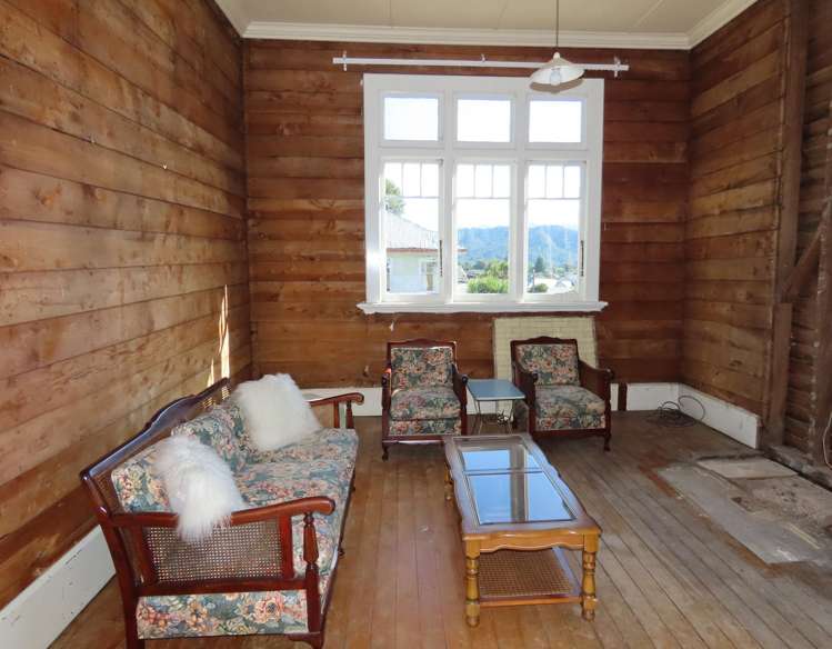 28 Broadway Reefton_10