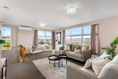 44 Acacia Avenue_2