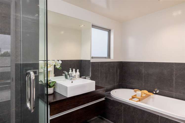 82 Burwood Road Burwood_17