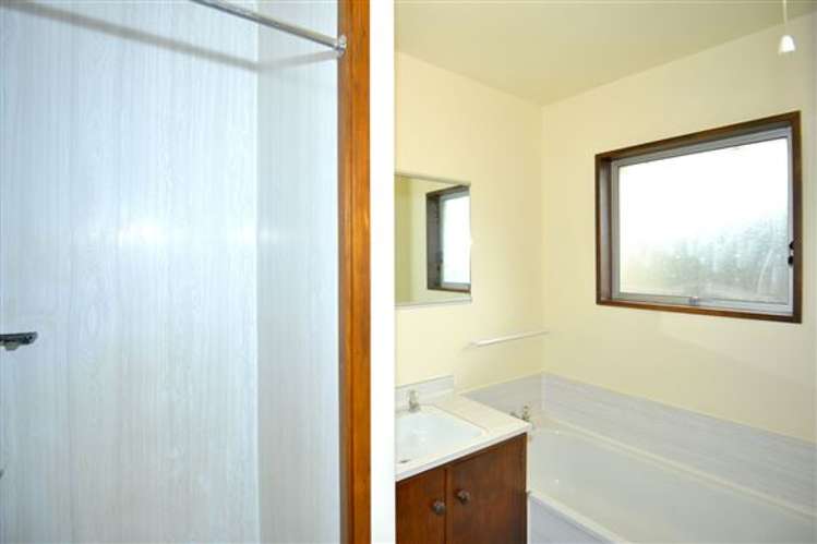 2a Hythe Lane Saint Martins_9