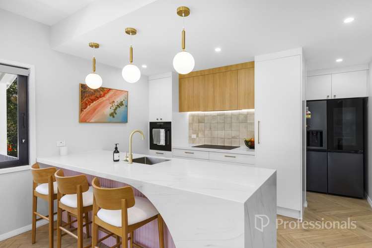 74a Kirton Drive_5