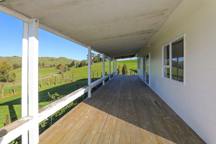 17 Waikaka Road Ohura_22